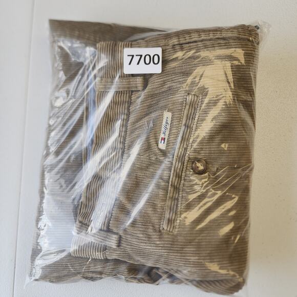 Tommy Hilfiger Pleated Tan Corduroy Men's Pants Trousers Size 36x34 - Picture 4 of 4